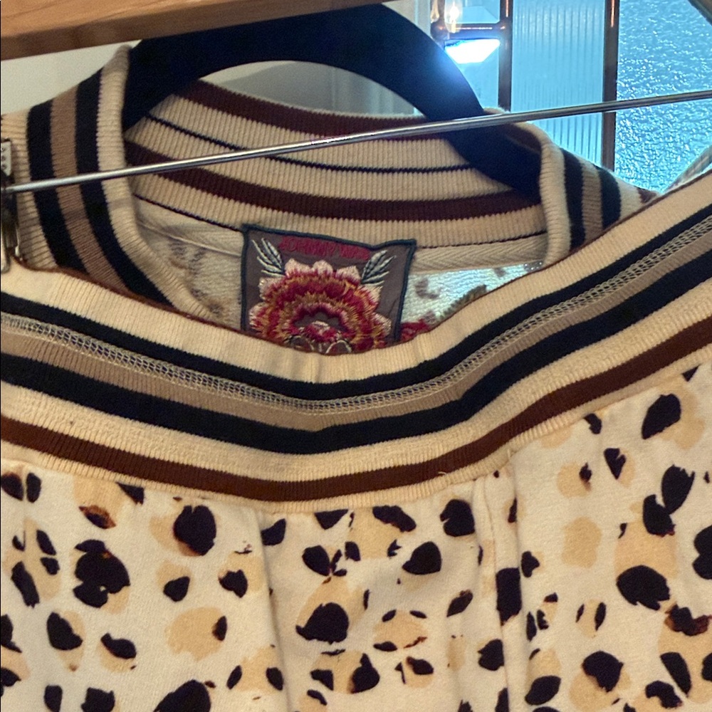 JOHNNY WAS SET Embroidered Animal Print Bomber Jacket/Joggers Large $425 - Picture 6 of 15
